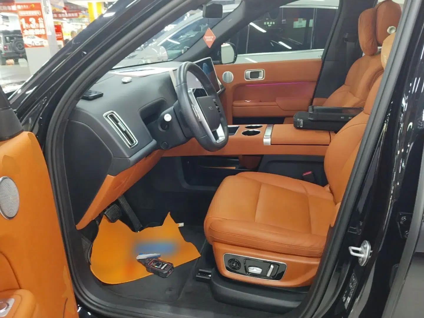 Li Auto L8 2023 Pro Model — миниатюра 17