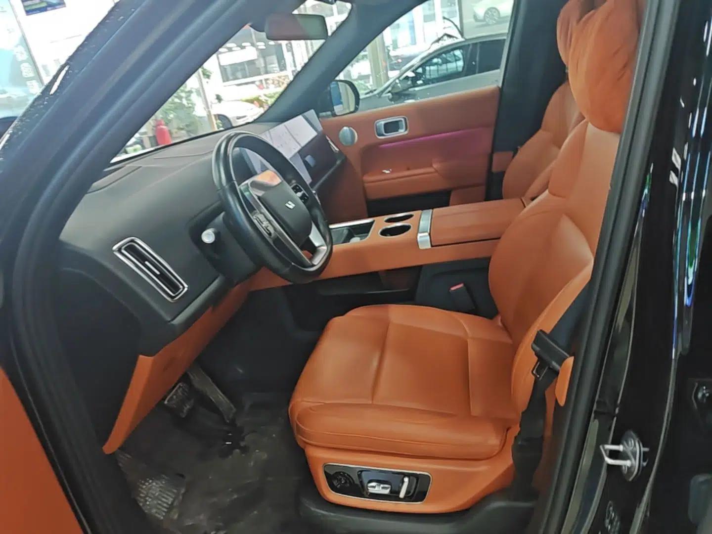 Li Auto L8 2023 Pro Model — миниатюра 17