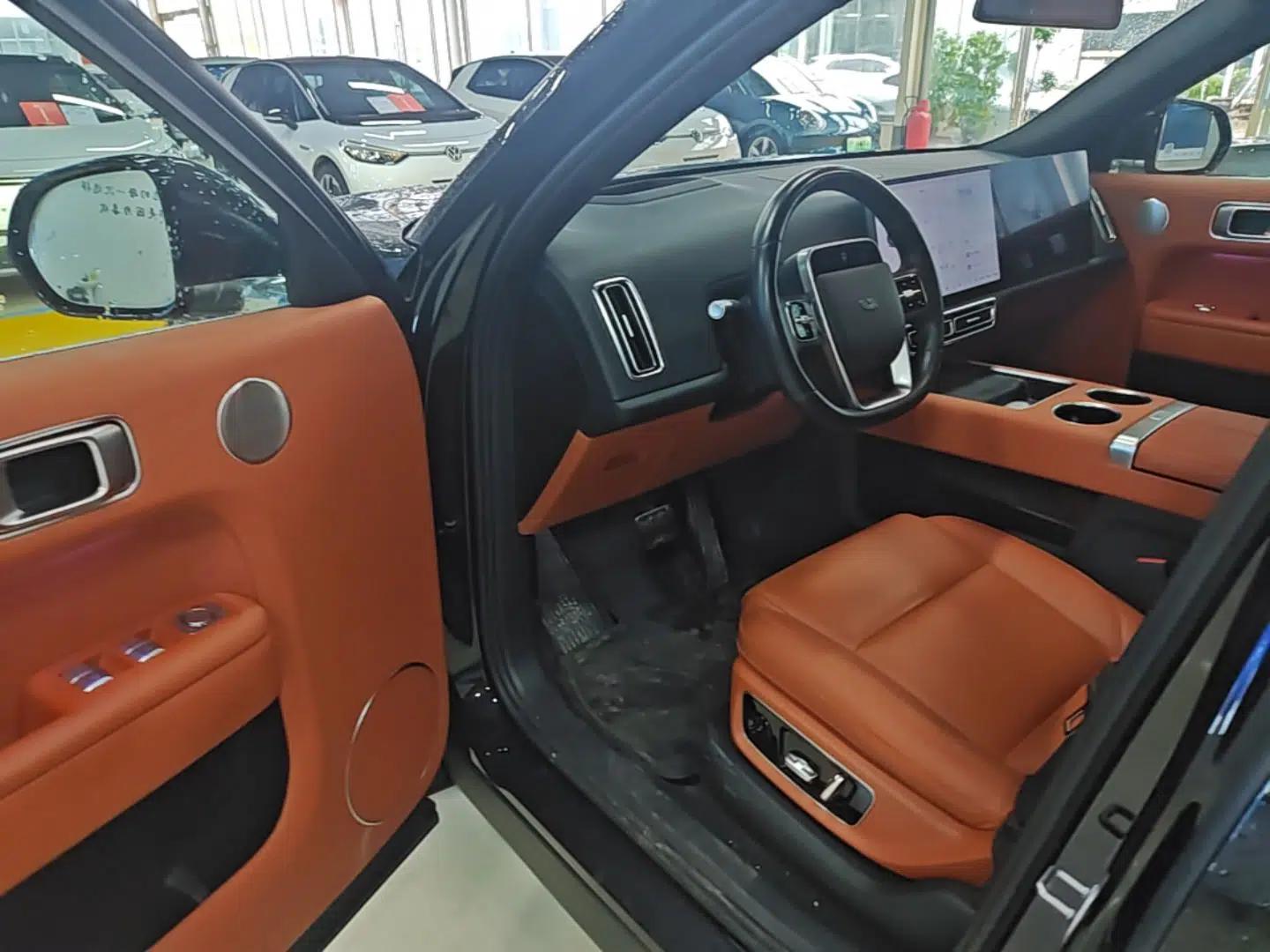 Li Auto L8 2023 Pro Model — миниатюра 18