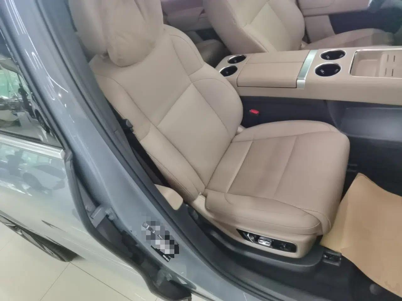 Li Auto L8 2025 Ultra Smart Refreshed Edition — миниатюра 19