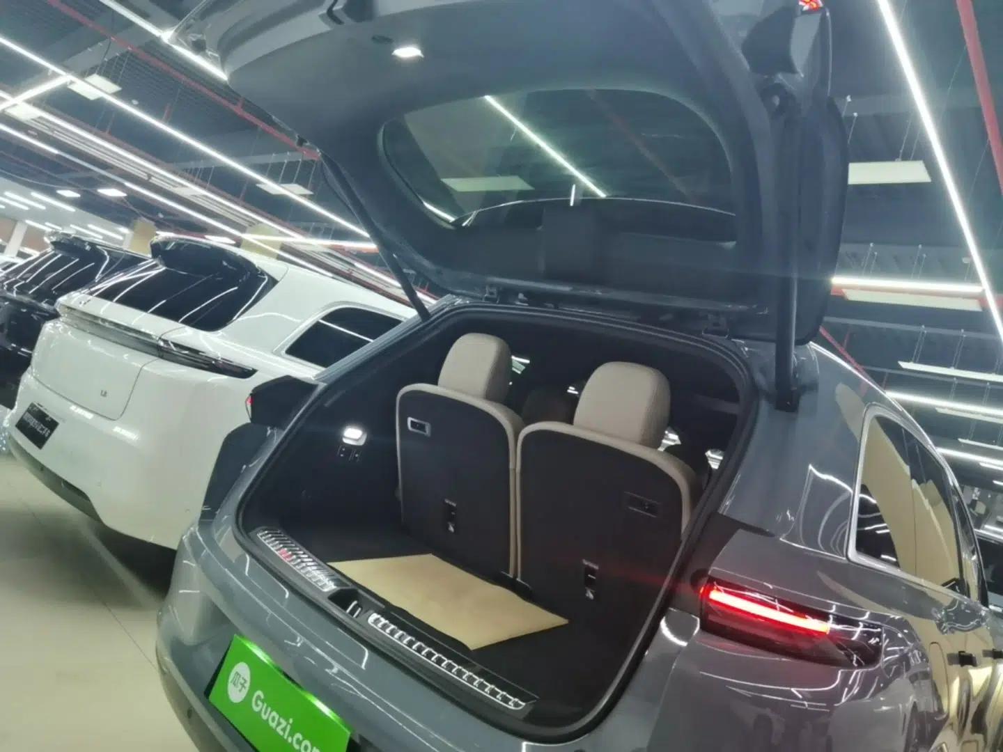Li Auto L8 2025 Ultra Smart Refreshed Edition — миниатюра 22
