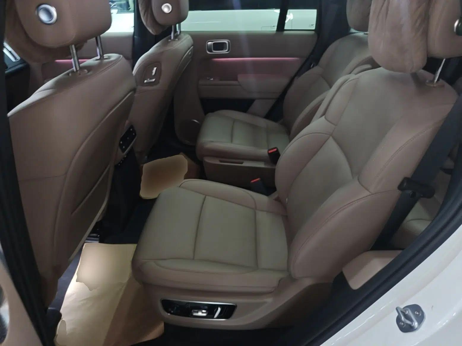 Li Auto L8 2025 Ultra Smart Refreshed Edition — миниатюра 20