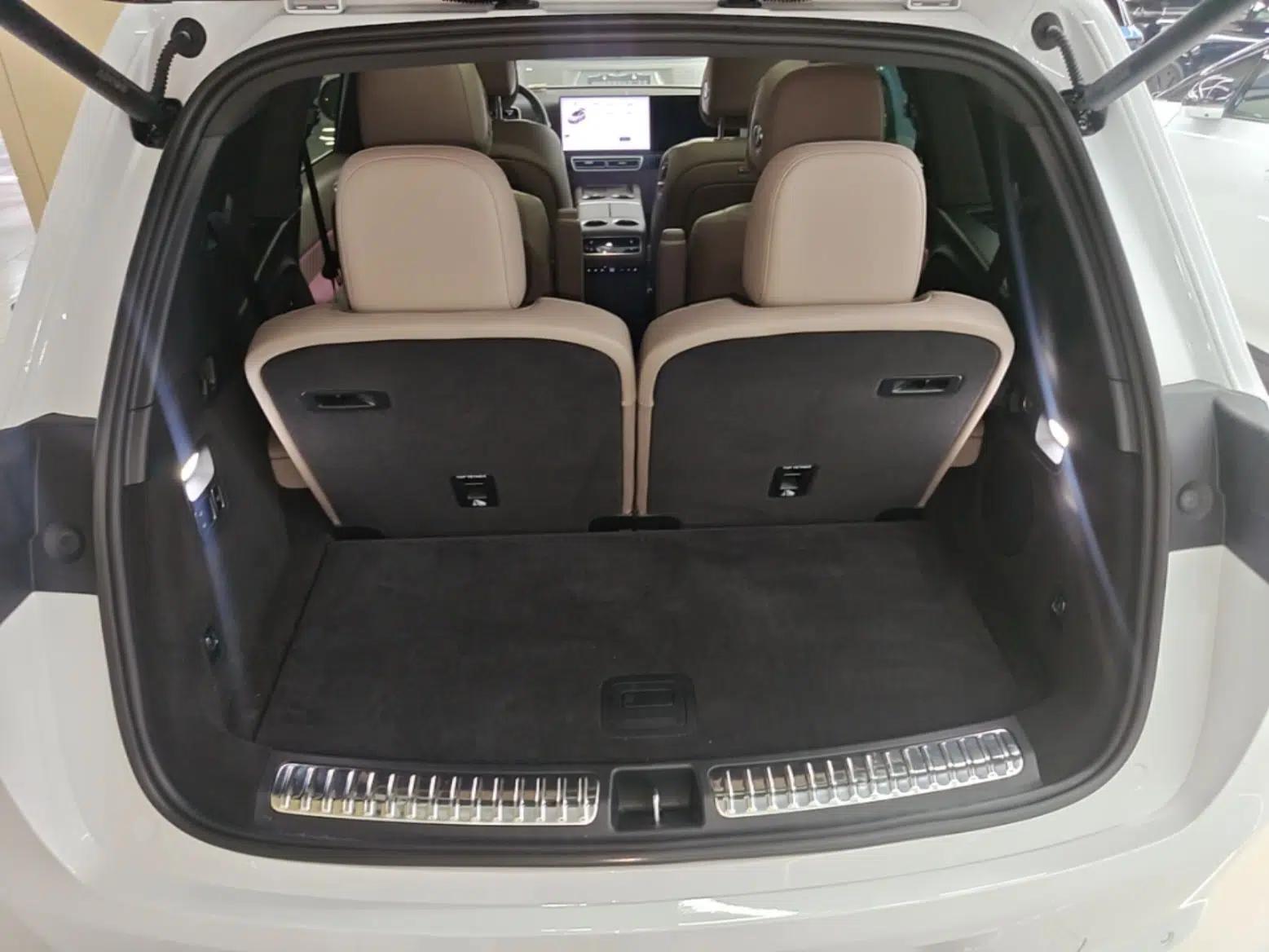 Li Auto L8 2025 Ultra Smart Refreshed Edition — миниатюра 22