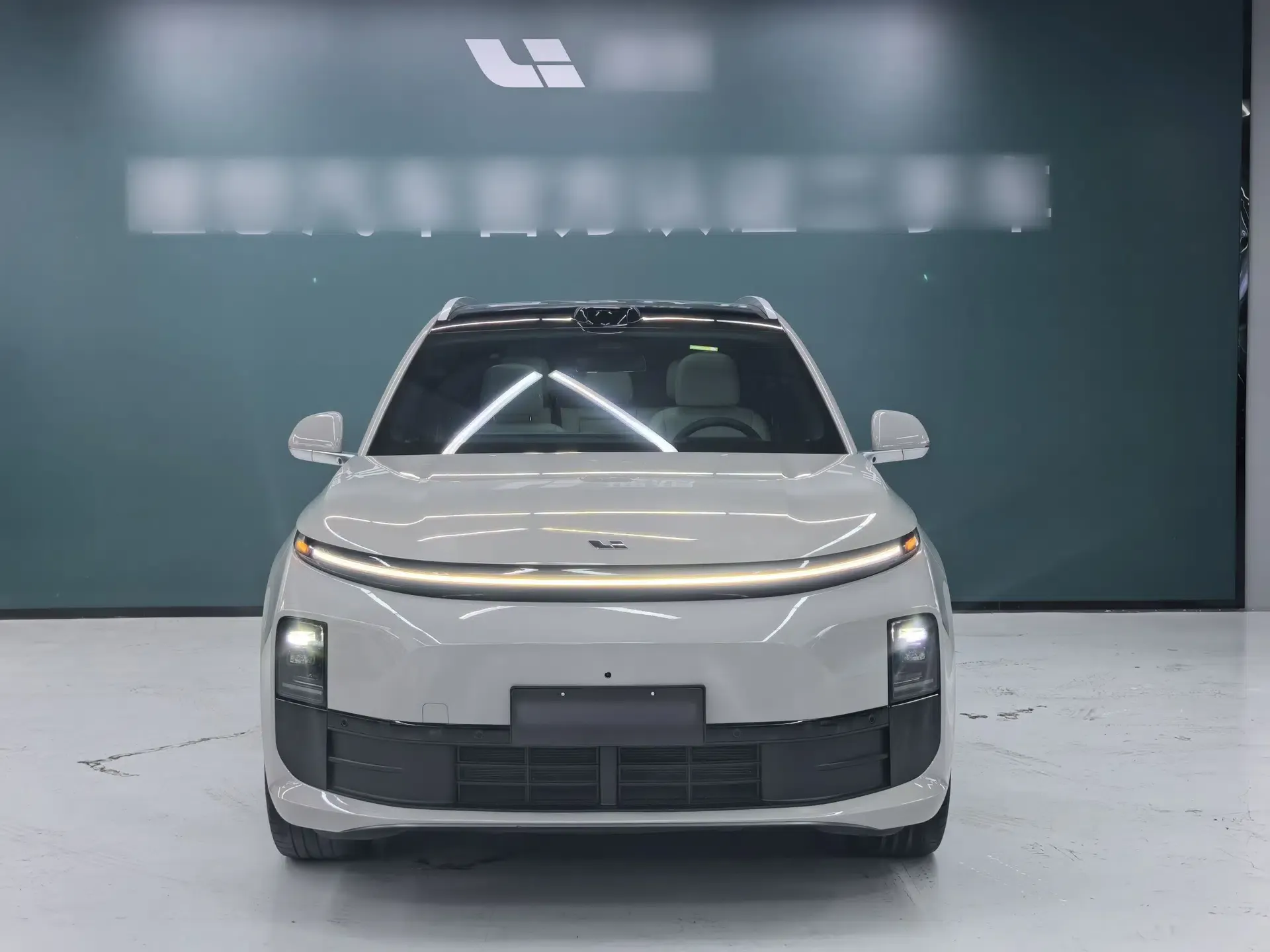 Li Auto L6 2024 Max — миниатюра 2