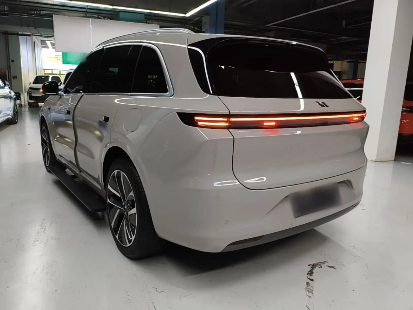 Li Auto L6 2024 Max — миниатюра 4