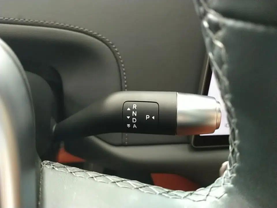 Li Auto L6 2024 Pro Model — миниатюра 16