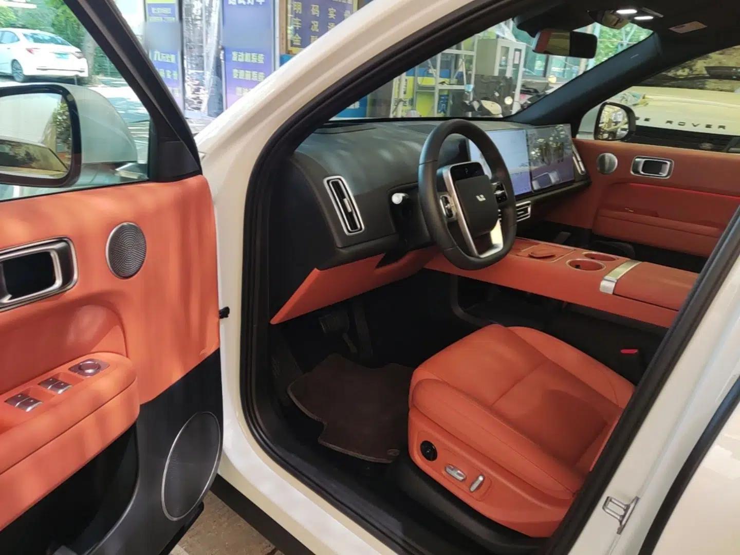 Li Auto L6 2025 Pro Smart Refresh Edition — миниатюра 18