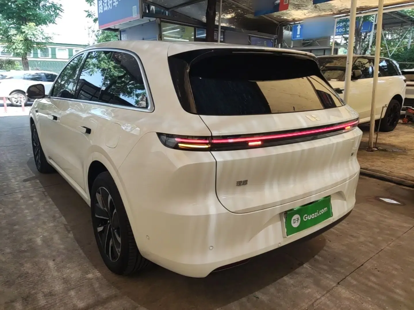 Li Auto L6 2025 Pro Smart Refresh Edition — миниатюра 4