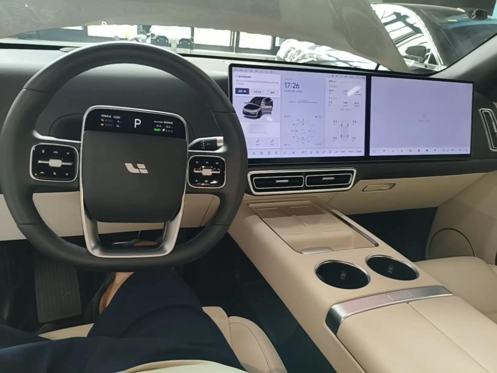 Li Auto L6 2025 Max Smart Refresh Edition — миниатюра 12