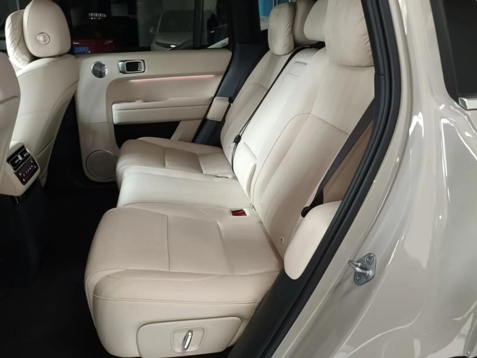 Li Auto L6 2025 Max Smart Refresh Edition — миниатюра 20