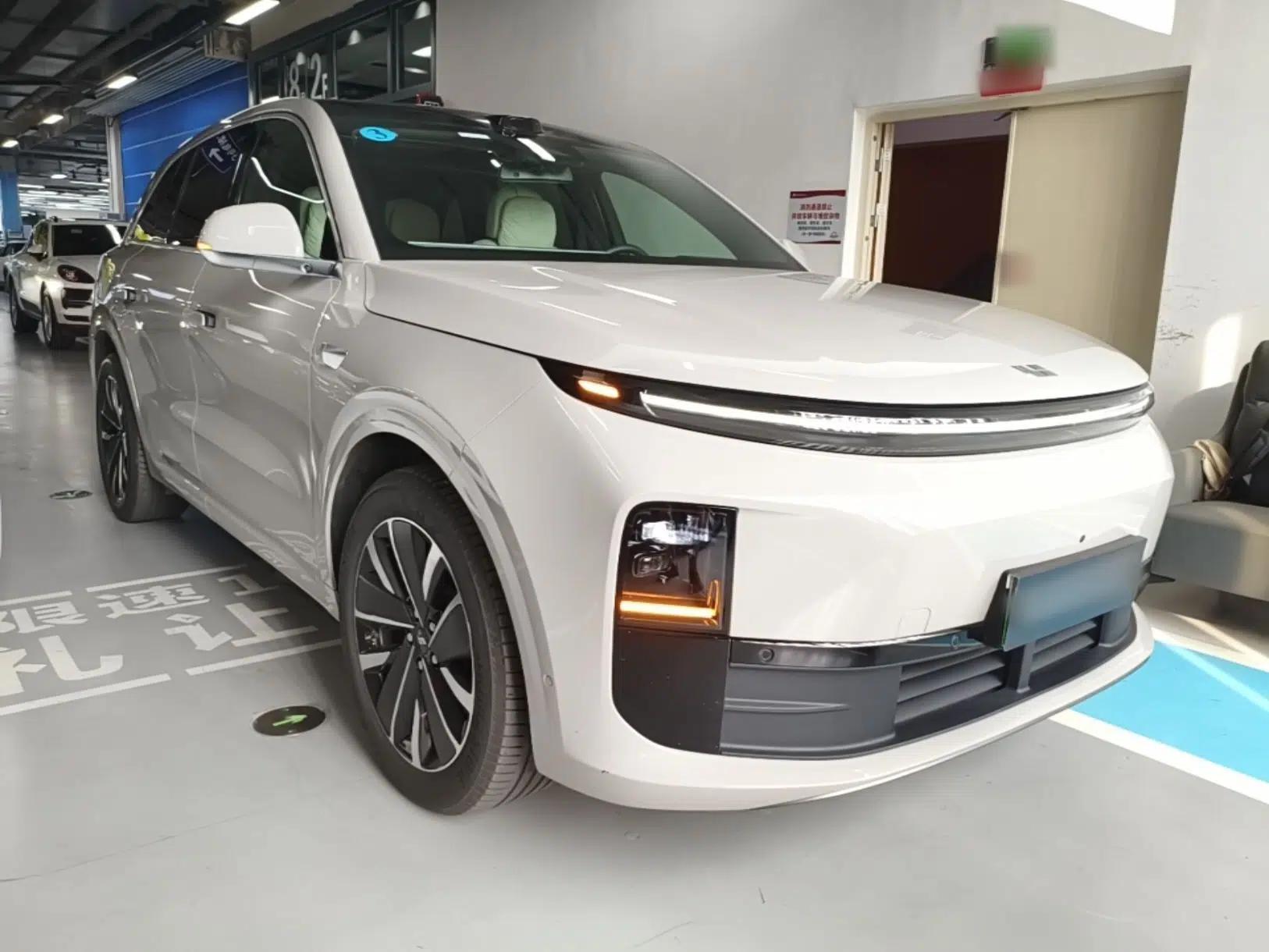 Li Auto L6 2025 Max Smart Refresh Edition — миниатюра 3