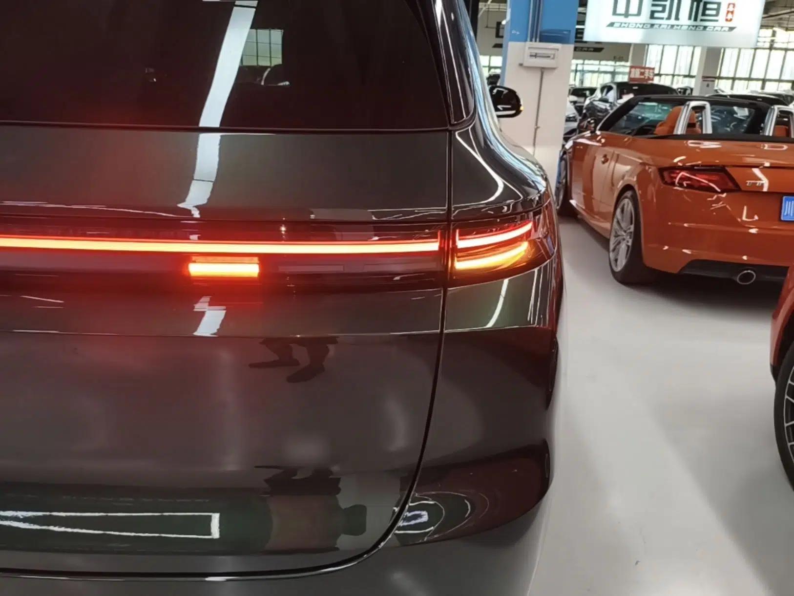 Li Auto L6 2025 Max Smart Refresh Edition — миниатюра 14
