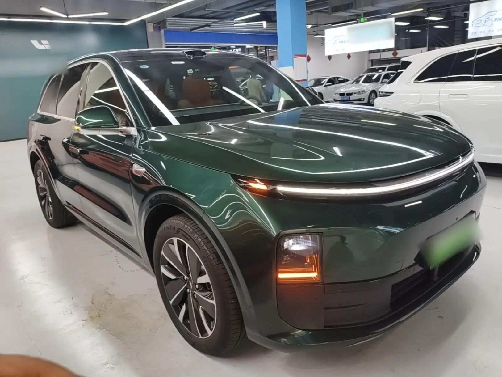 Li Auto L6 2025 Max Smart Refresh Edition — миниатюра 3