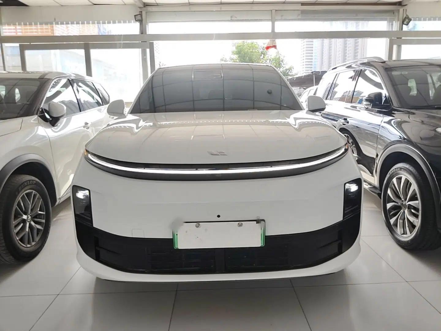 Li Auto L6 2024 Pro Model — миниатюра 2