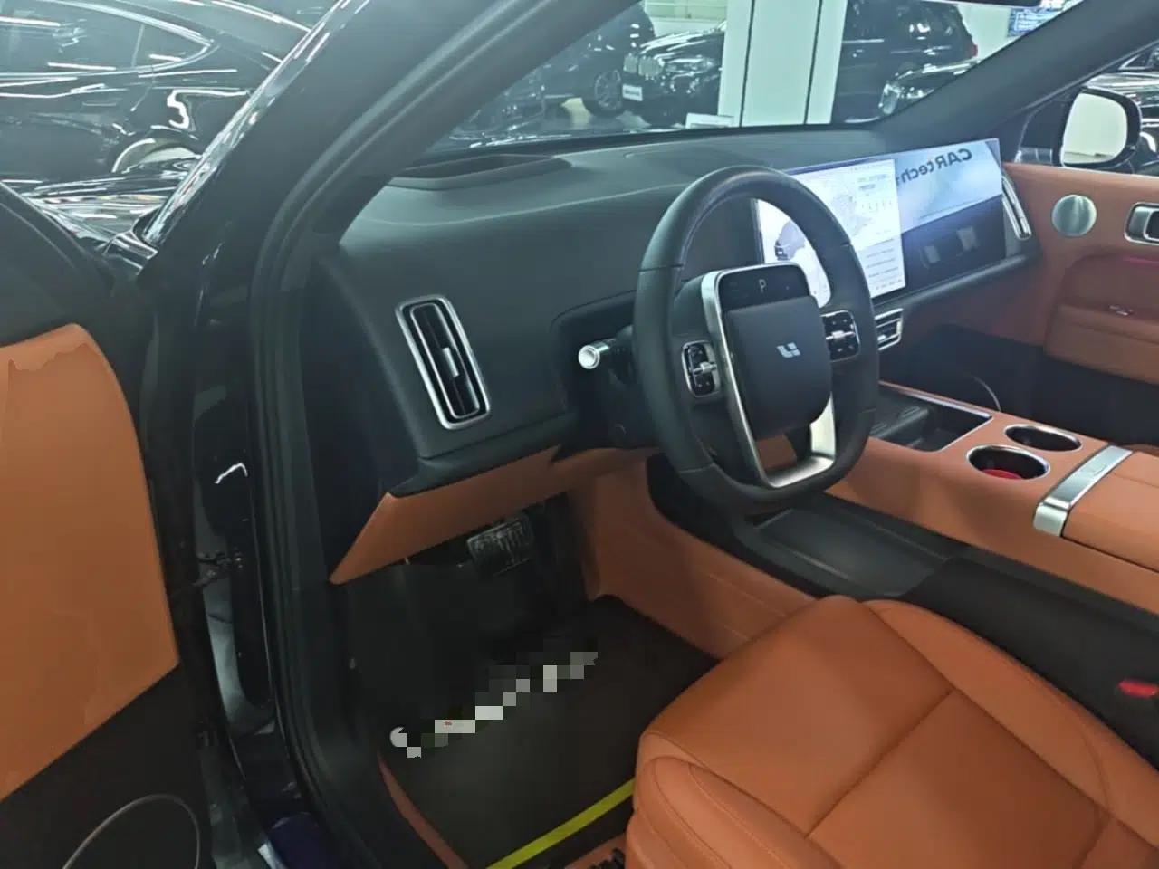 Li Auto L6 2024 Pro Model — миниатюра 18