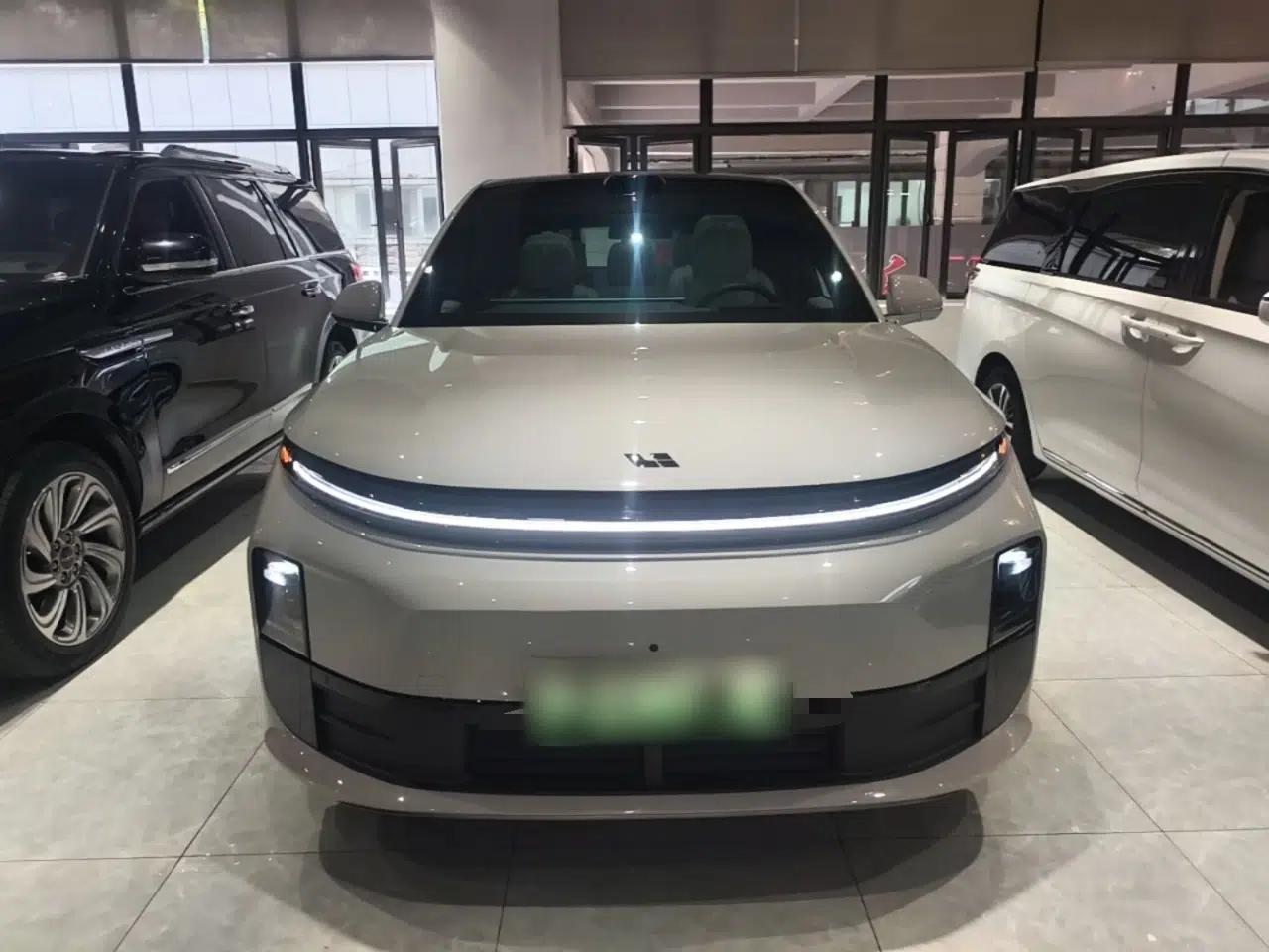 Li Auto L6 2024 Max — миниатюра 2