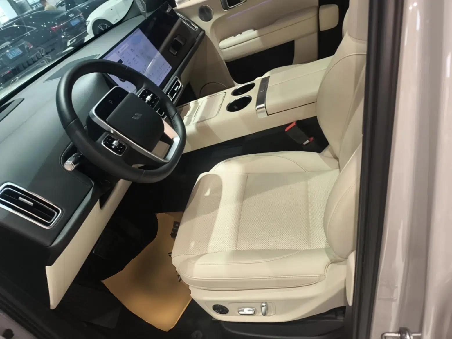 Li Auto L6 2024 Max — миниатюра 17