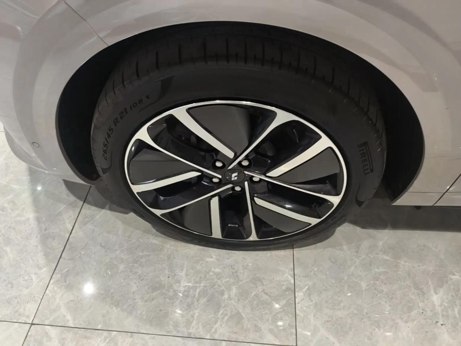 Li Auto L6 2024 Max — миниатюра 10