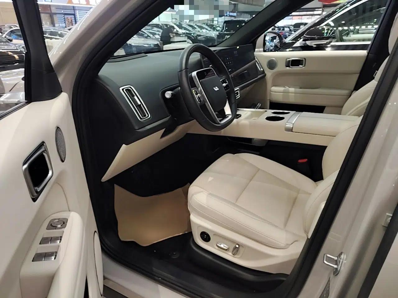 Li Auto L6 2024 Max — миниатюра 18