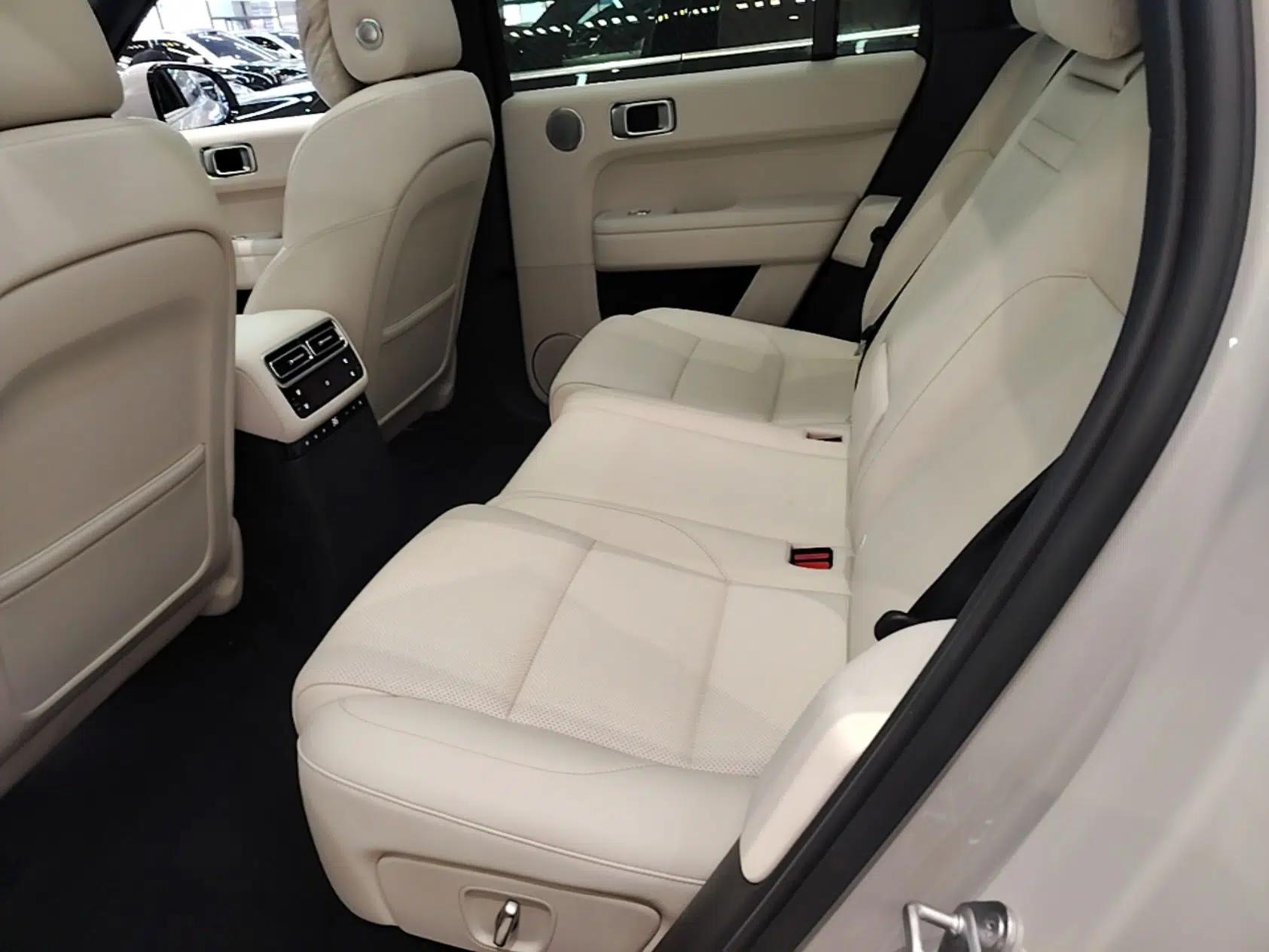 Li Auto L6 2024 Max — миниатюра 20