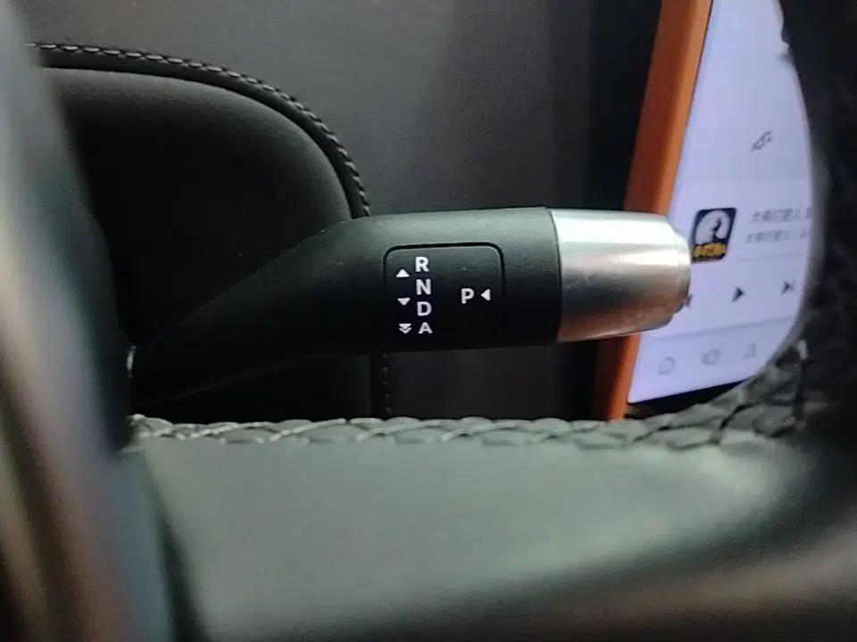 Li Auto L6 2025 Pro Smart Refresh Edition — миниатюра 16
