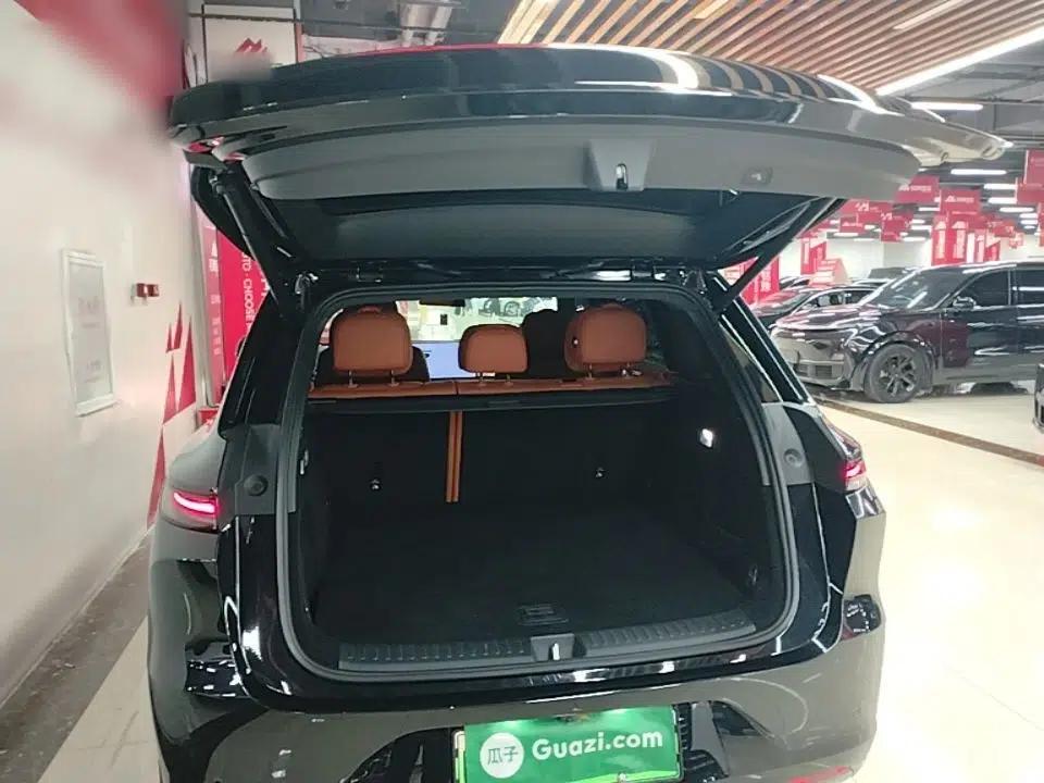 Li Auto L6 2025 Pro Smart Refresh Edition — миниатюра 22