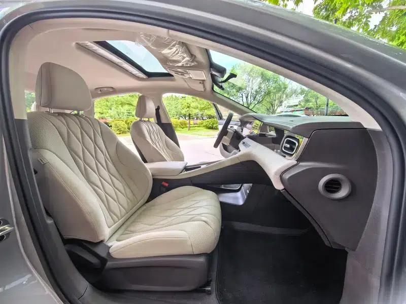 Roewe D7 EV 2023 510 Rear-Wheel Drive Excellence Edition — миниатюра 16
