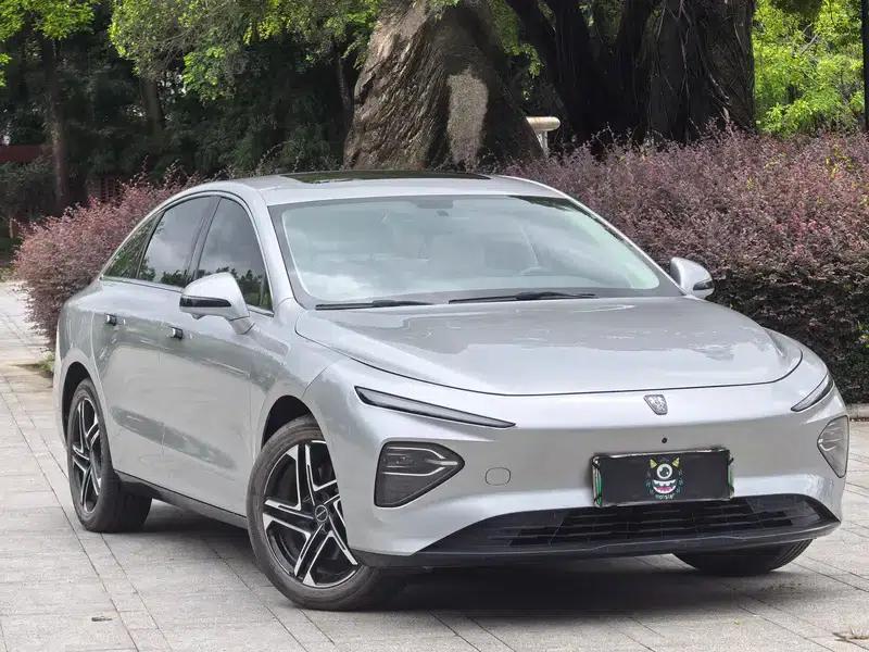 Roewe D7 EV 2023 510 Rear-Wheel Drive Excellence Edition — миниатюра 3