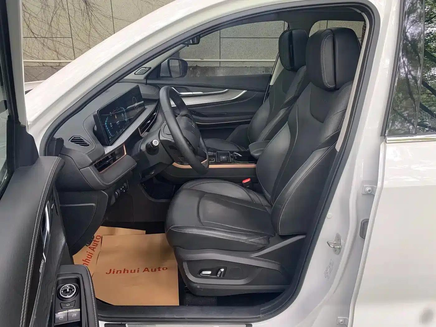Exeed C-DM 2022 1.5TCI-DHT 105KM Wind Chaser Edition — миниатюра 8