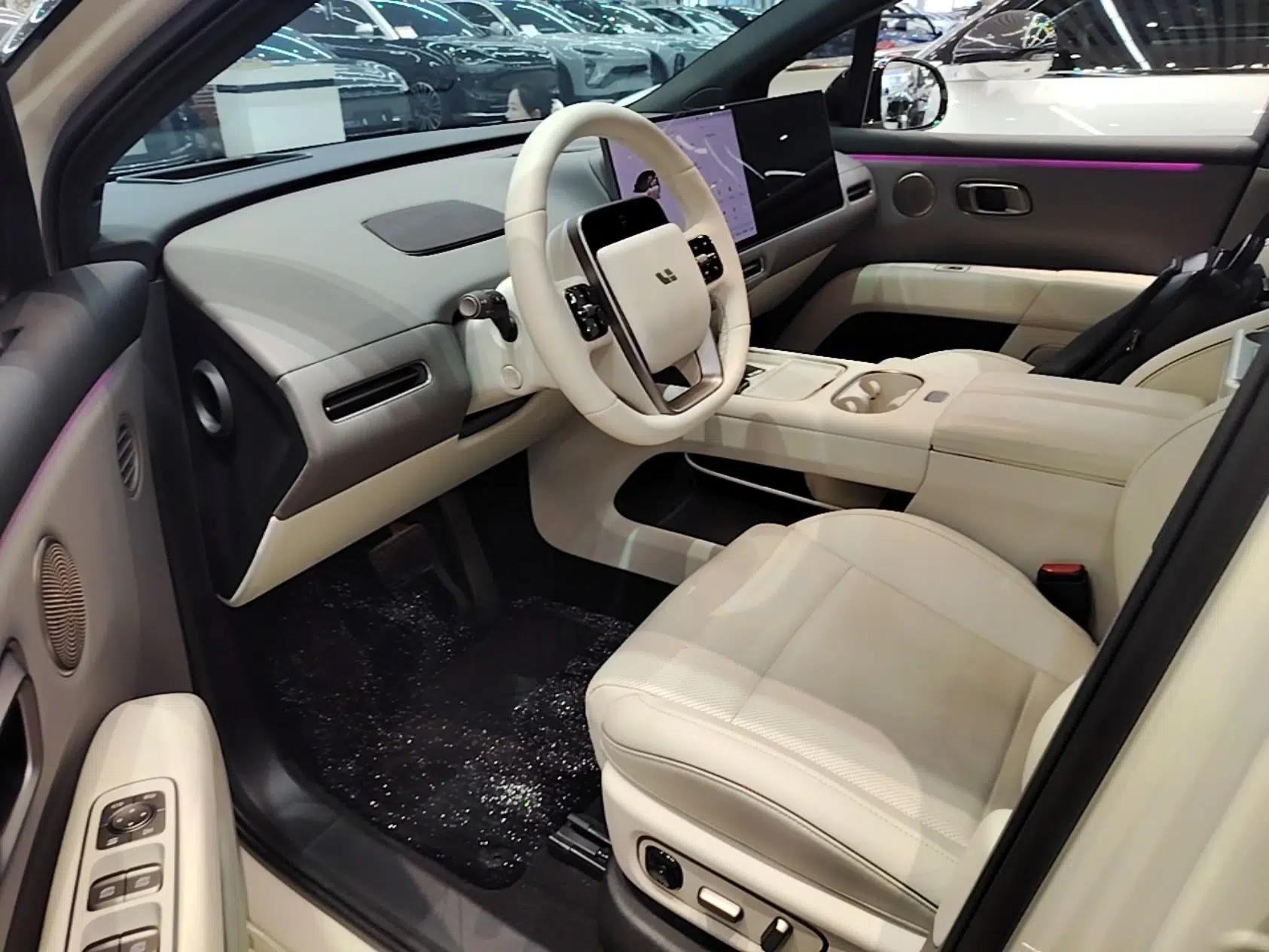 Li Auto i6 2025 Model Two-Wheel-Drive Standard Type — миниатюра 18