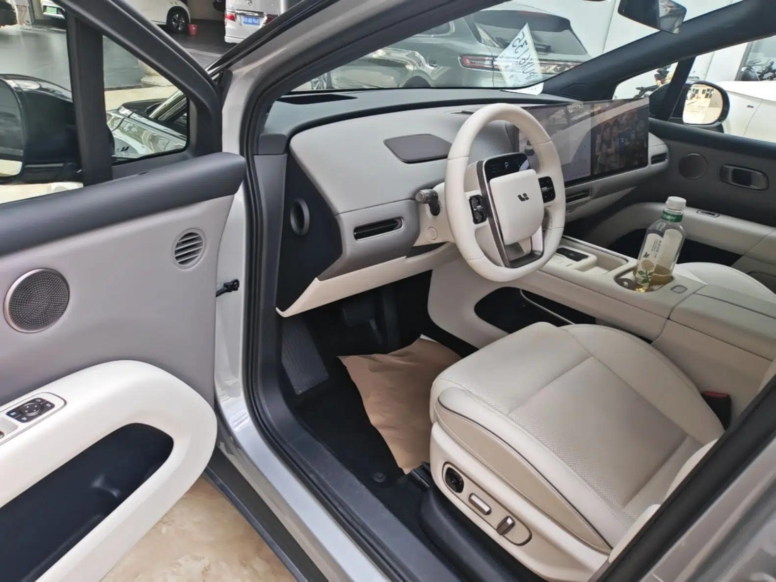 Li Auto i6 2025 Model Two-Wheel-Drive Standard Type — миниатюра 18
