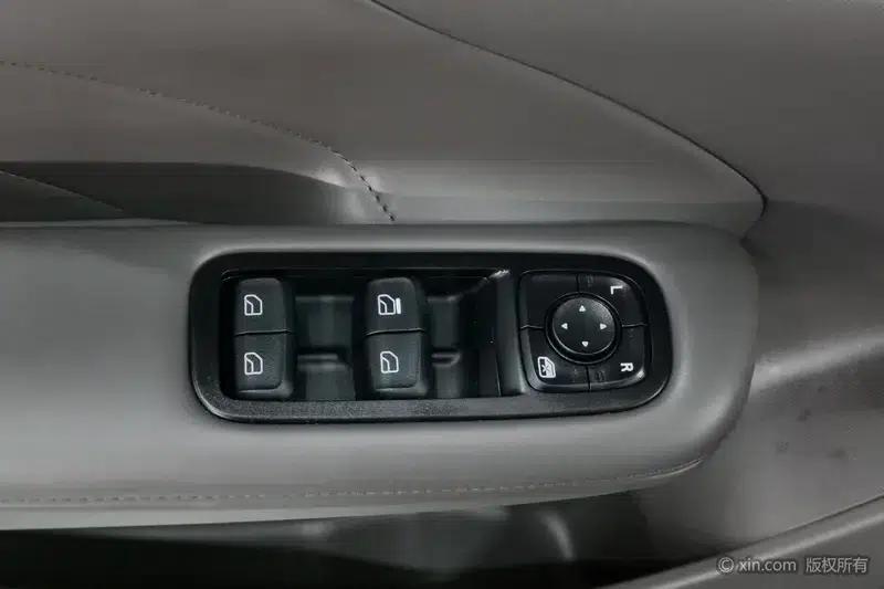 Roewe i6 2026 1.5L Long-Term Edition — миниатюра 22
