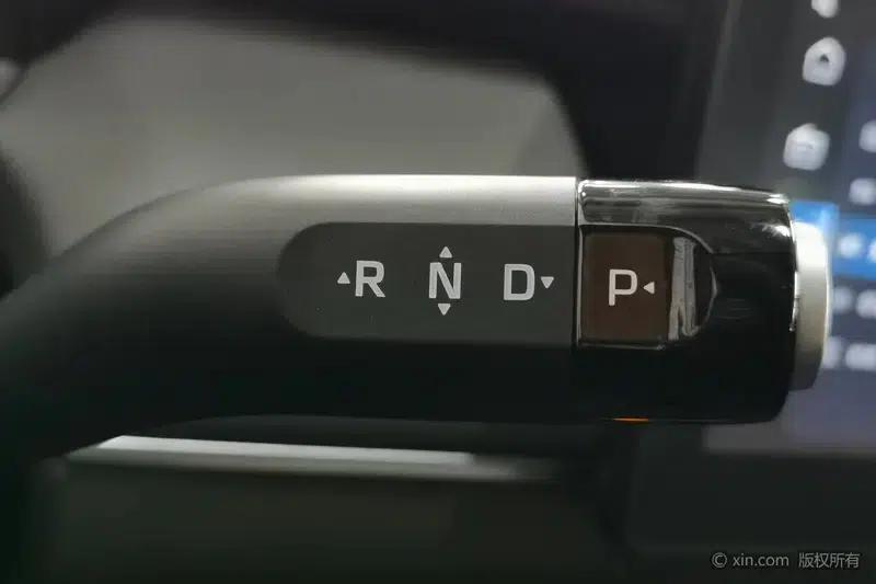 Roewe i6 2026 1.5L Long-Term Edition — миниатюра 8