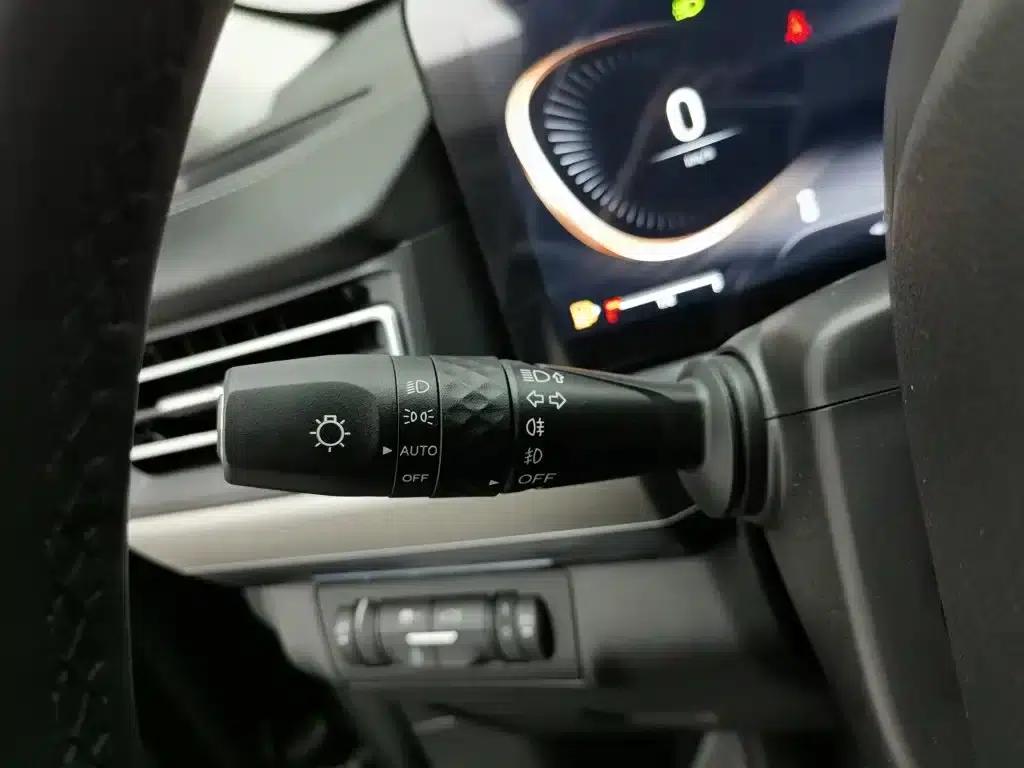 Starlight 2024 Explorer Edition 400T 2WD Starlight 7-Seater — миниатюра 21