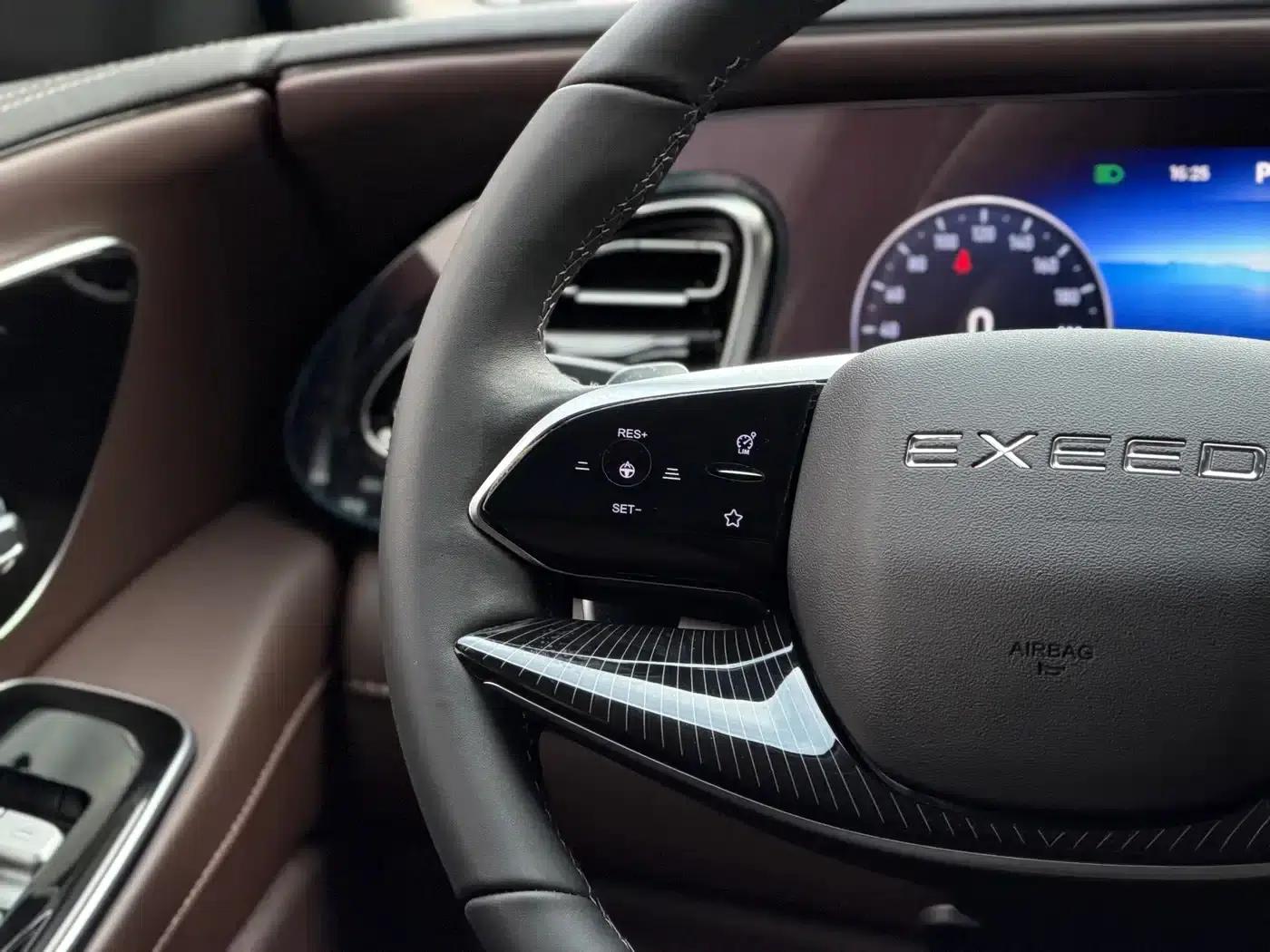 Starlight Moon 2023 400T 4WD Star Edition 7-Seater — миниатюра 19