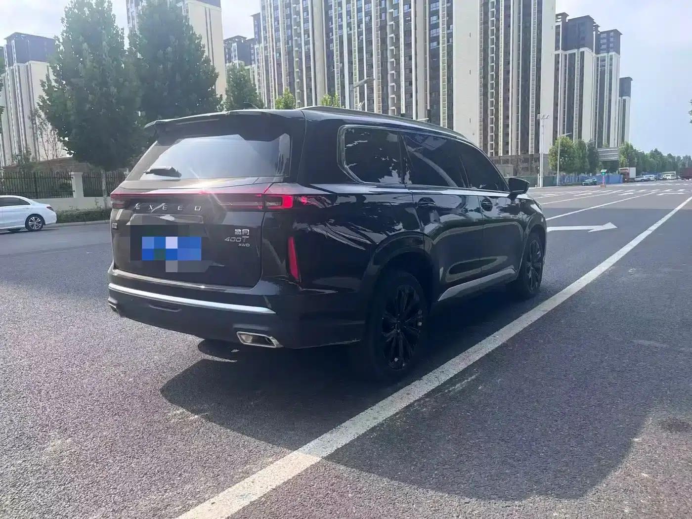 Starlight Moon 2025 400T 4WD Star Edition 7-Seater — миниатюра 9