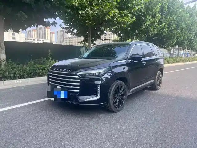 Starlight Moon 2025 400T 4WD Star Edition 7-Seater