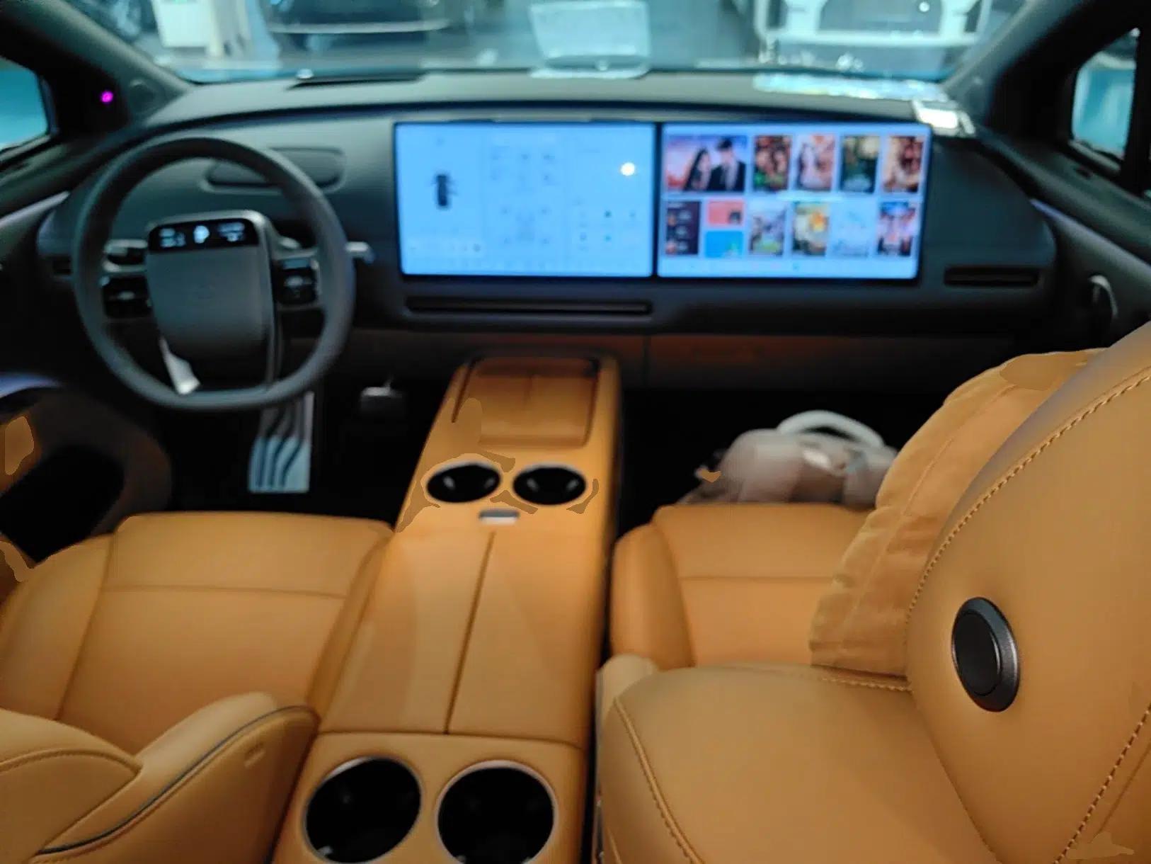 Li Auto i8 2025 Model Standard Version — миниатюра 12