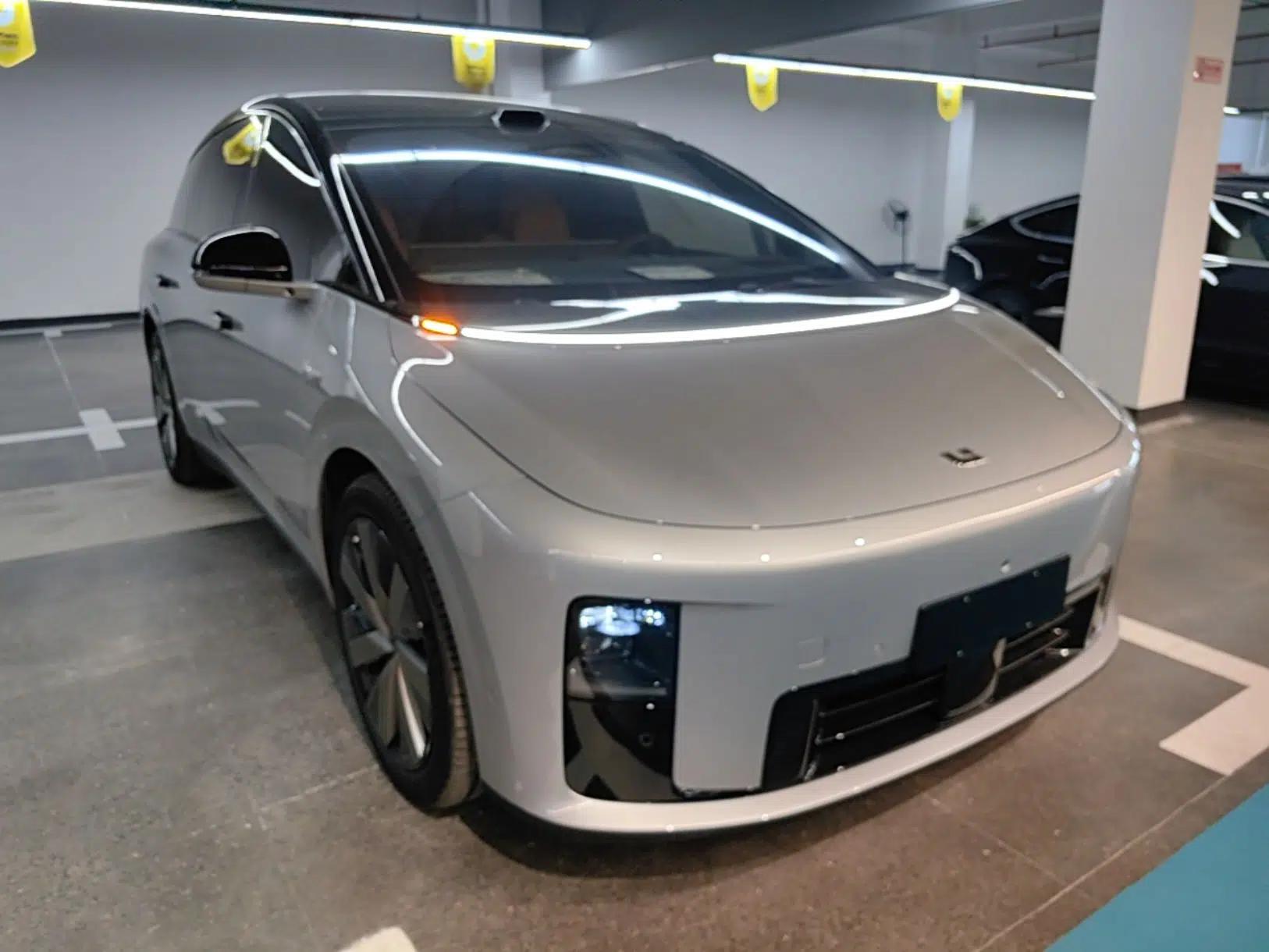 Li Auto i8 2025 Model Standard Version — миниатюра 3