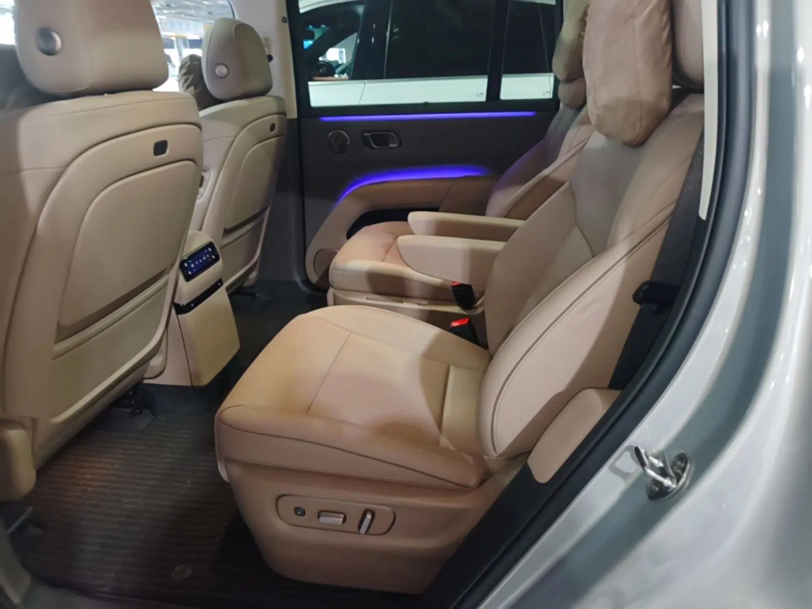 Li Auto i8 2025 Model Standard Version — миниатюра 25