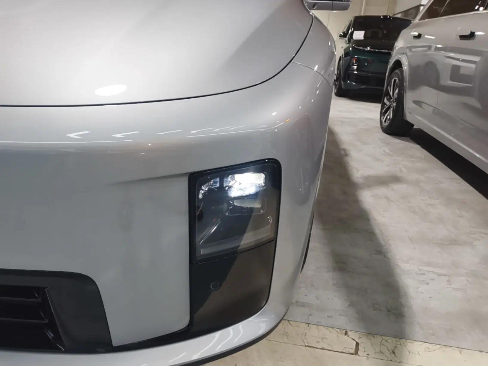 Li Auto i8 2025 Model Standard Version — миниатюра 8
