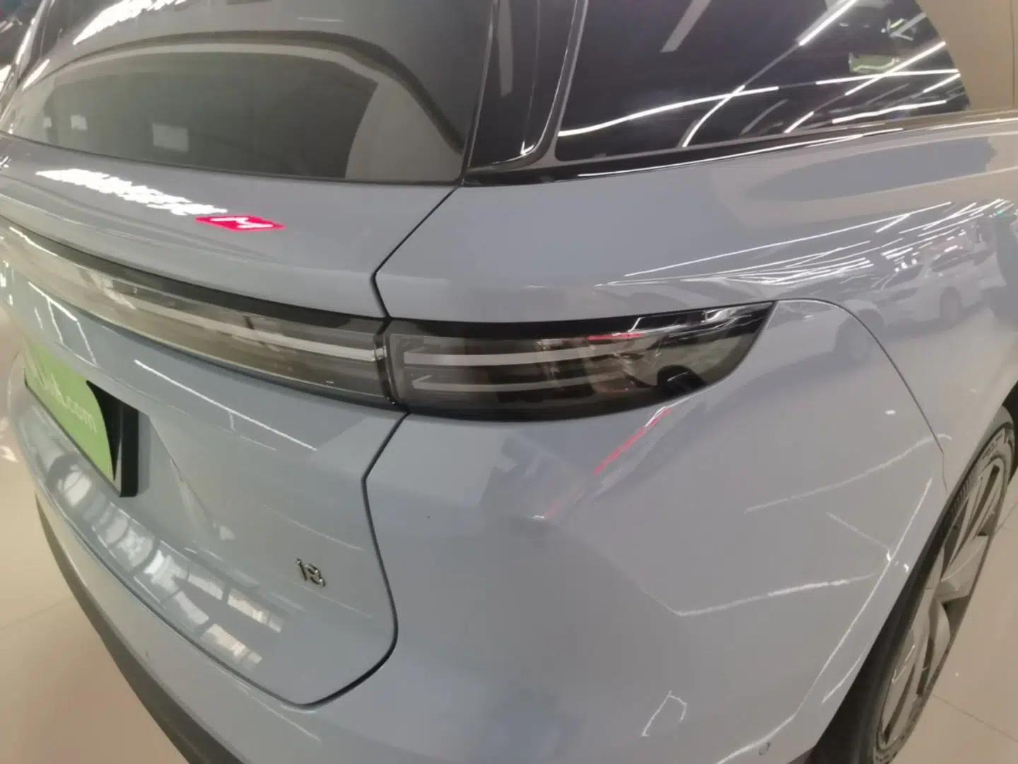 Li Auto i8 2025 Model Standard Version — миниатюра 9