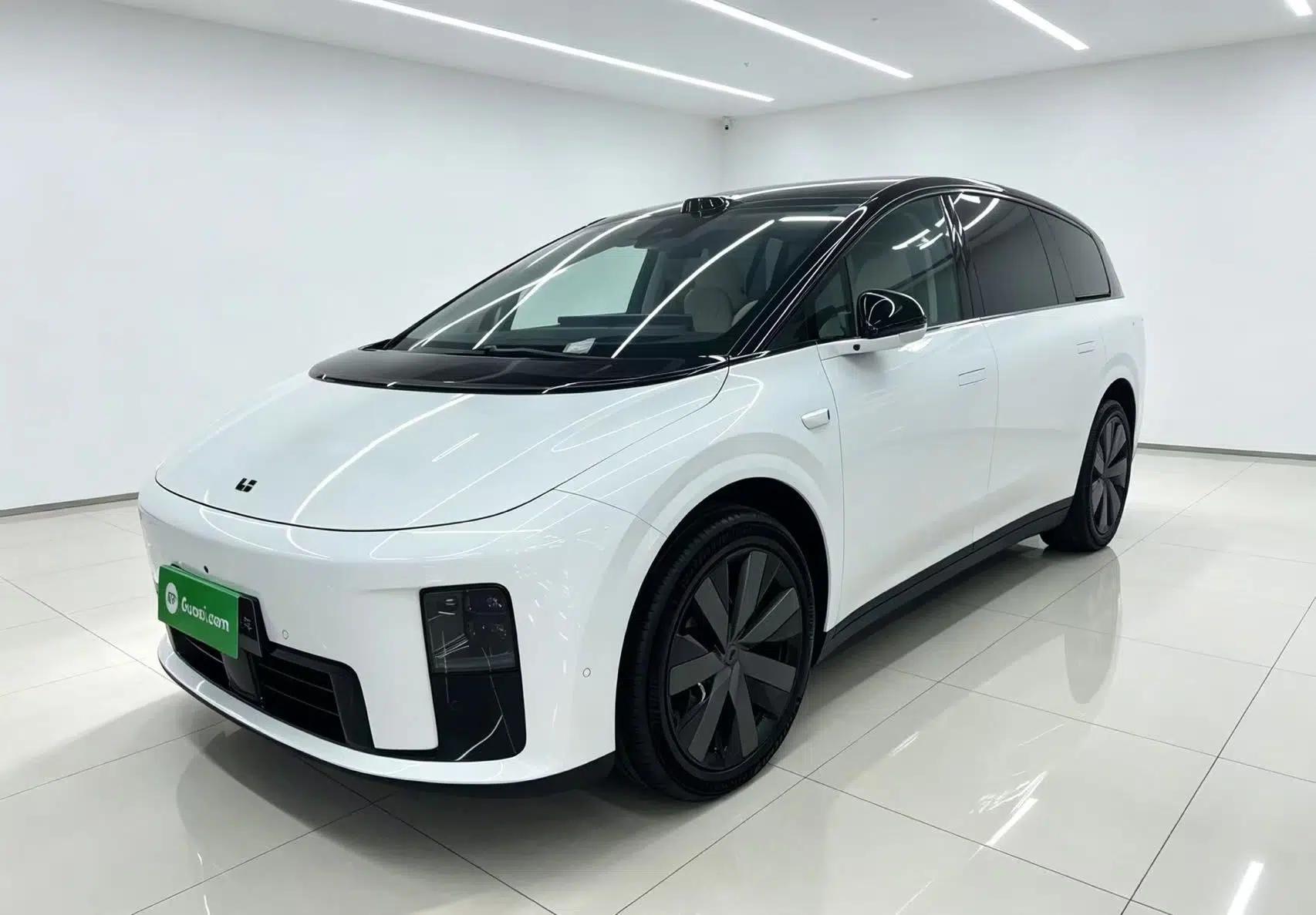 Li Auto i8 2025 Model Standard Version — миниатюра 1