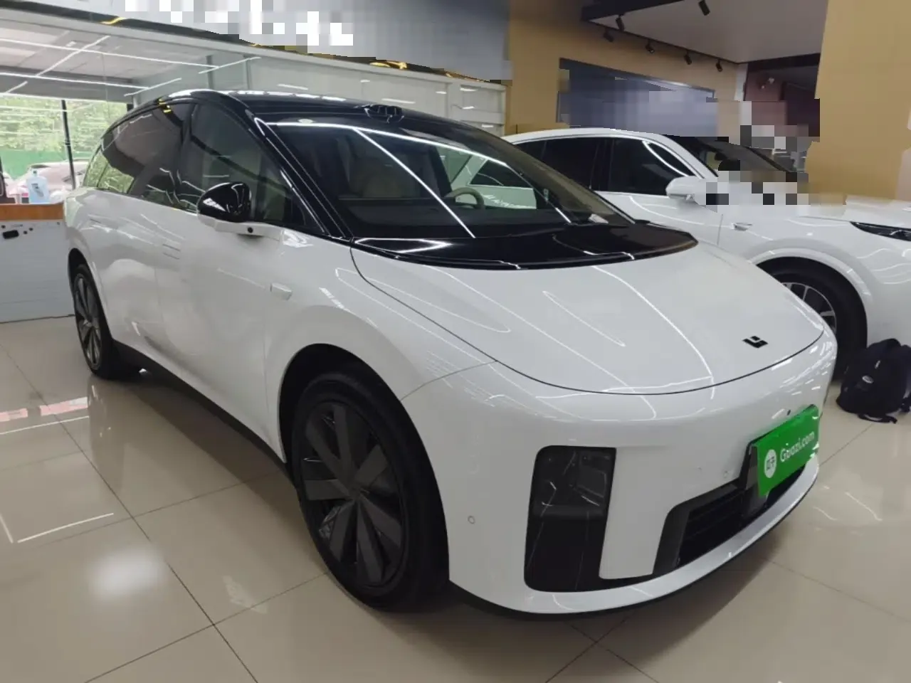 Li Auto i8 2025 Model Standard Version — миниатюра 3