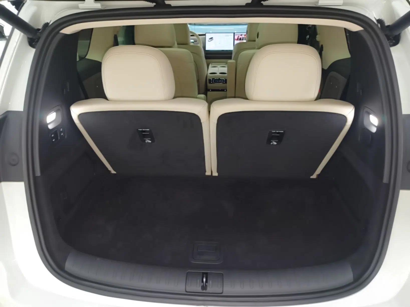 Li Auto i8 2025 Model Standard Version — миниатюра 22