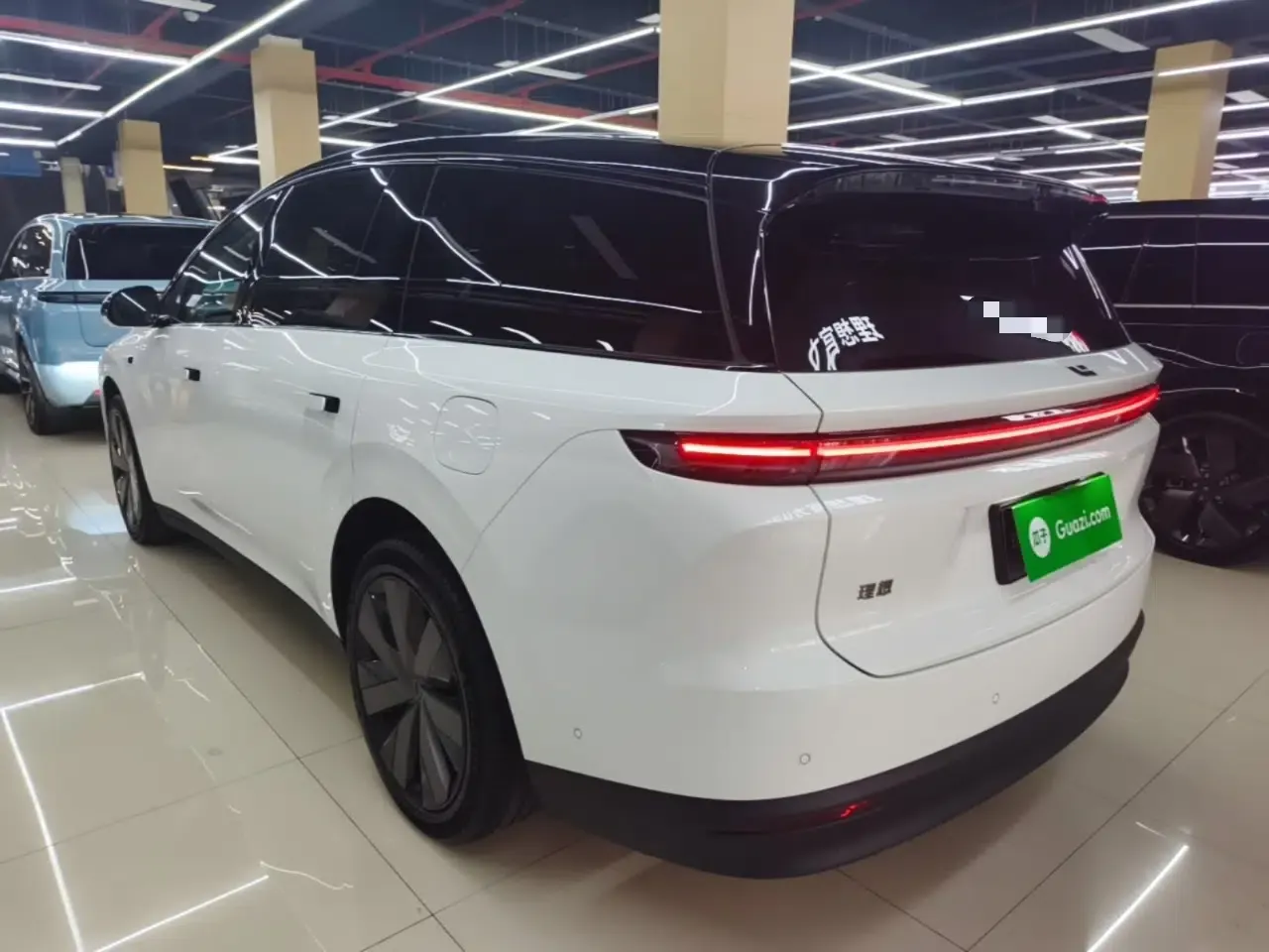 Li Auto i8 2025 Model Standard Version — миниатюра 4