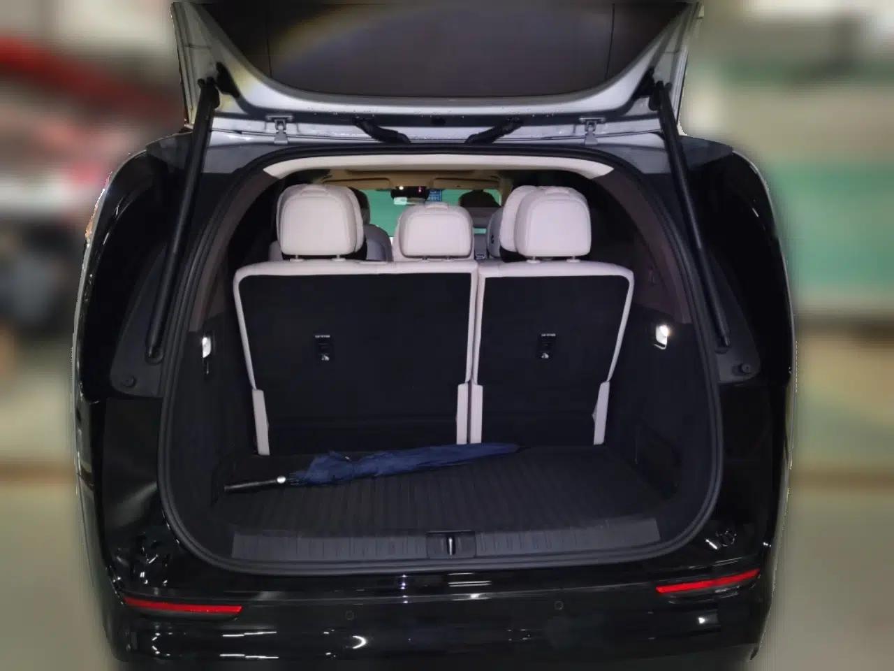 Li Auto MEGA 2024 Ultra Model — миниатюра 19