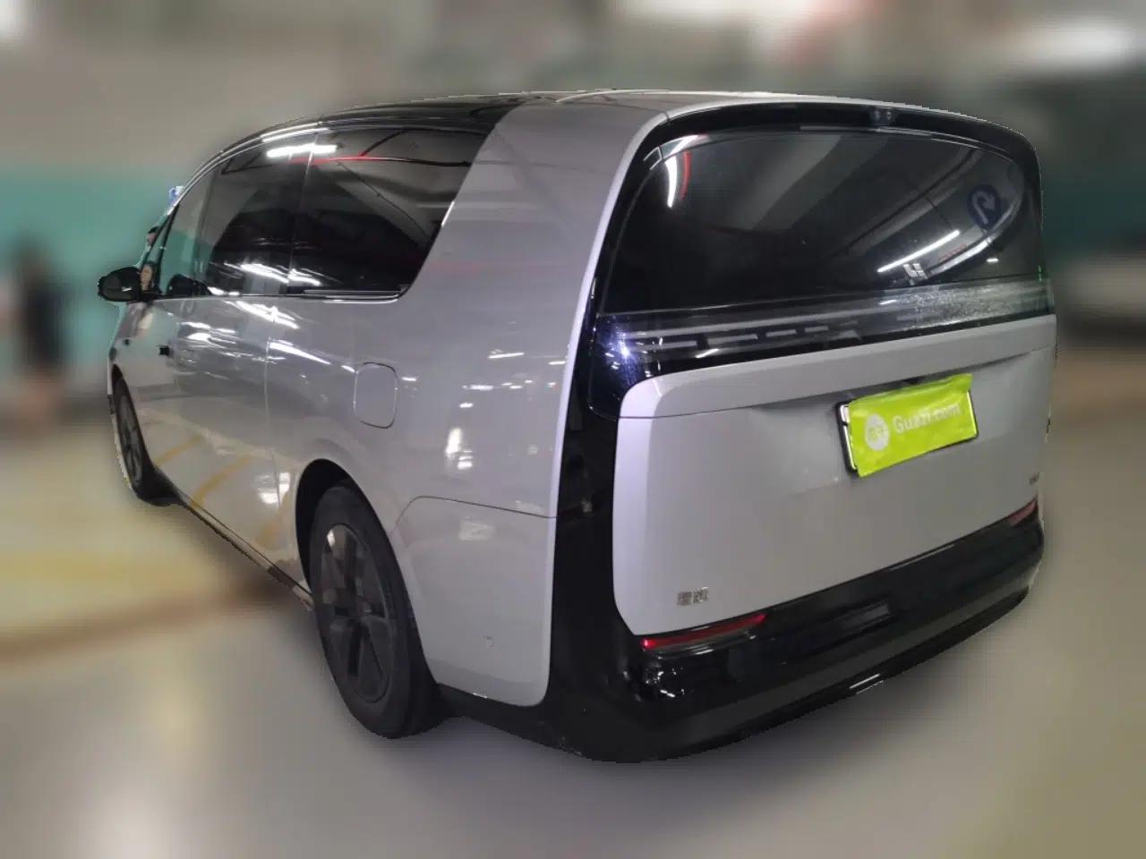 Li Auto MEGA 2024 Ultra Model — миниатюра 4