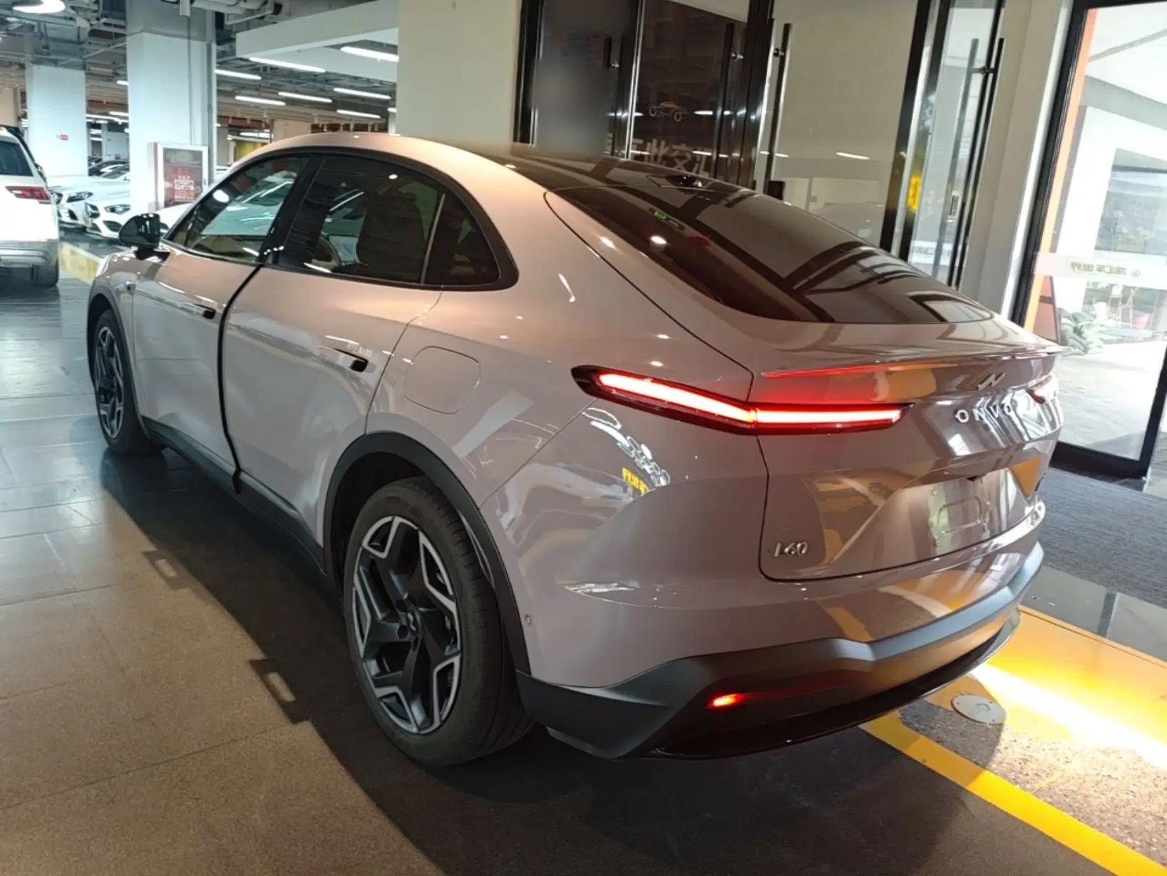 ONVO L60 2024 60 kWh Rear-Drive Version — миниатюра 4