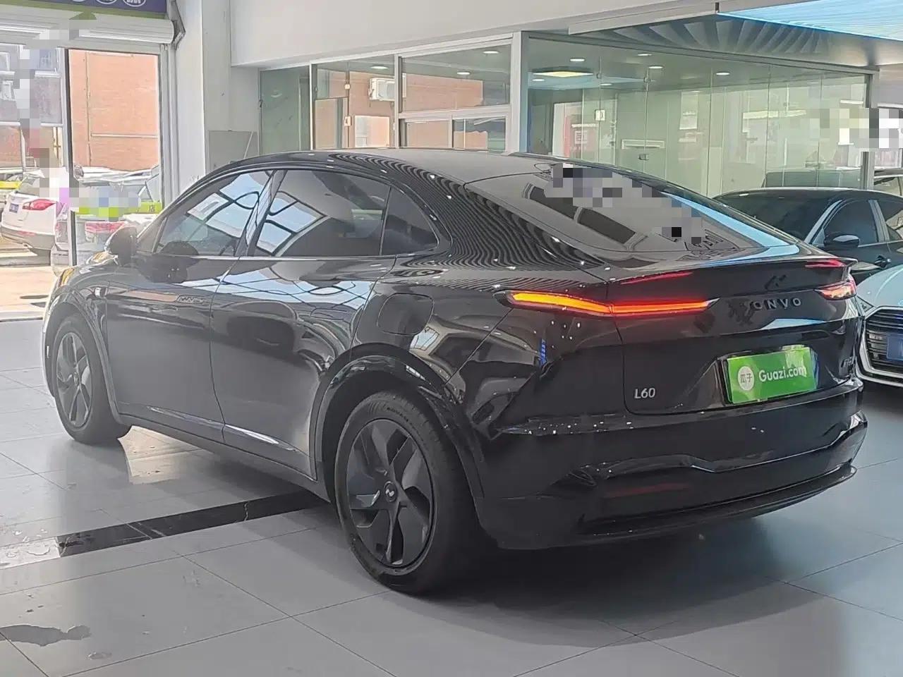 ONVO L60 2024 60 kWh Rear-Drive Version — миниатюра 4